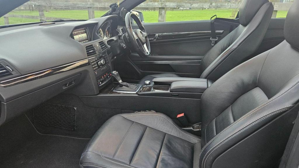 View MERCEDES-BENZ E CLASS 3.0 E350 CDI V6 BlueEfficiency Sport G-Tronic Euro 5 2dr