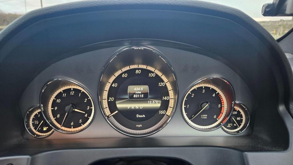 MERCEDES-BENZ E CLASS