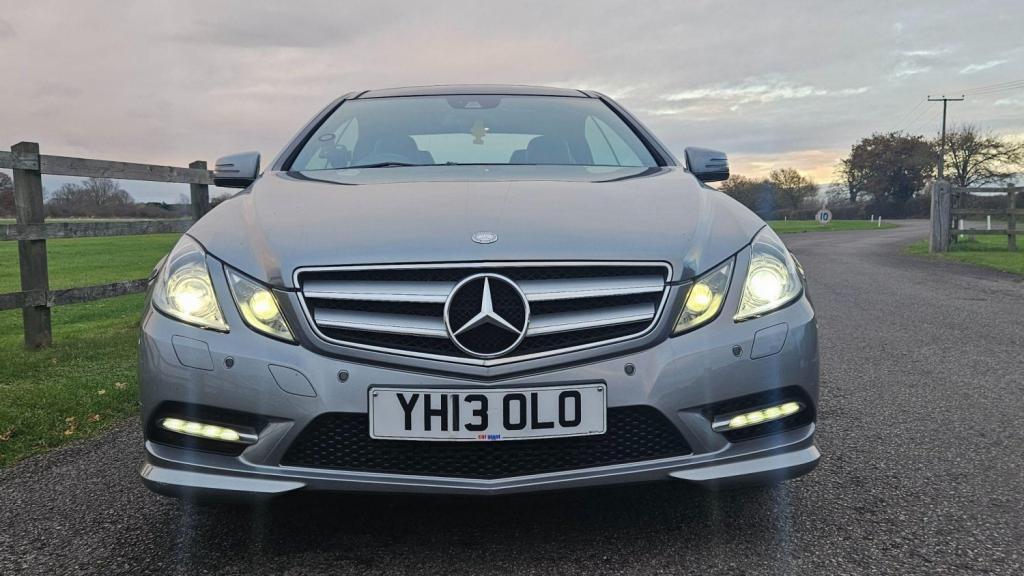 MERCEDES-BENZ E CLASS