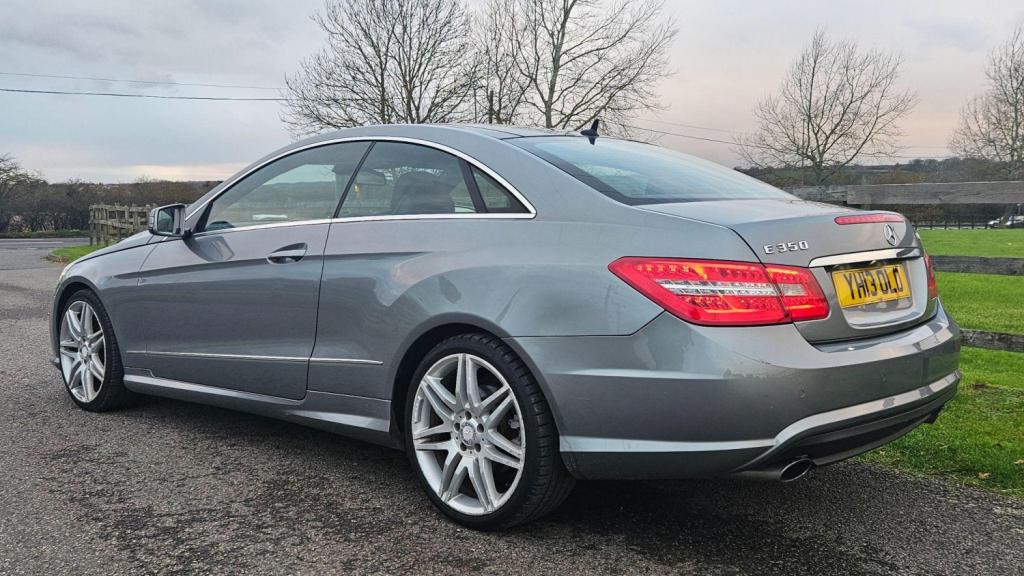 MERCEDES-BENZ E CLASS