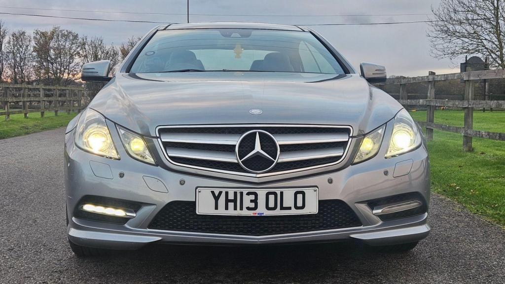 MERCEDES-BENZ E CLASS