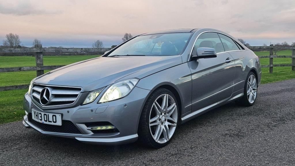 View MERCEDES-BENZ E CLASS 3.0 E350 CDI V6 BlueEfficiency Sport G-Tronic Euro 5 2dr