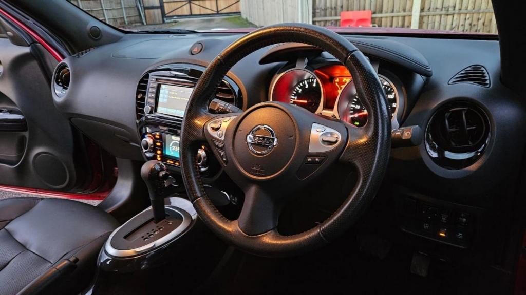 NISSAN JUKE