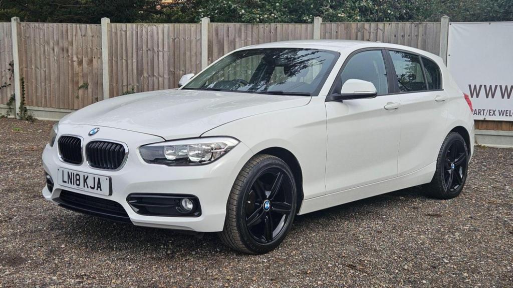 BMW 1 SERIES
