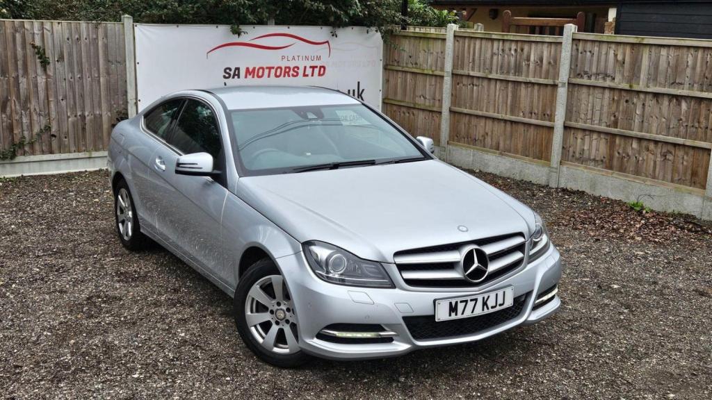 View MERCEDES-BENZ C CLASS 2.1 C220 CDI Executive SE G-Tronic+ Euro 5 (s/s) 2dr