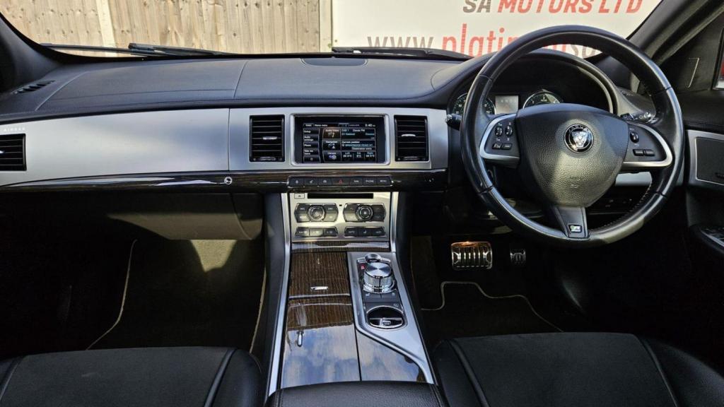 View JAGUAR XF 2.2d R-Sport Auto Euro 5 (s/s) 4dr