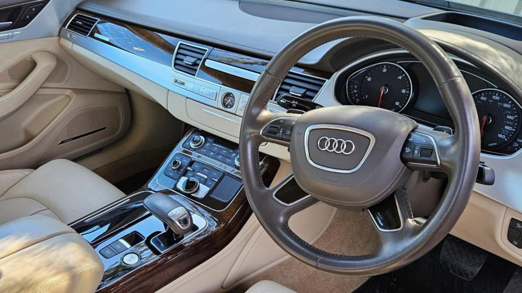 View AUDI A8 3.0 TDI V6 SE Tiptronic quattro Euro 6 (s/s) 4dr