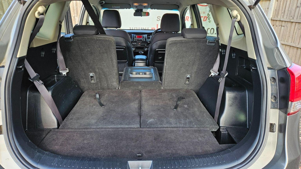 View KIA CARENS 1.7 CRDi 2 DCT Euro 6 (s/s) 5dr