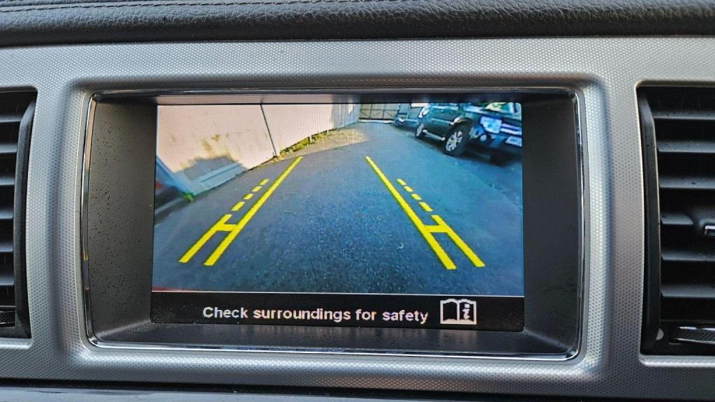 View JAGUAR XF 2.2d R-Sport Black Sportbrake Auto Euro 5 (s/s) 5dr