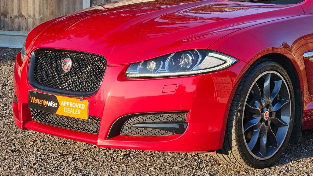 JAGUAR XF
