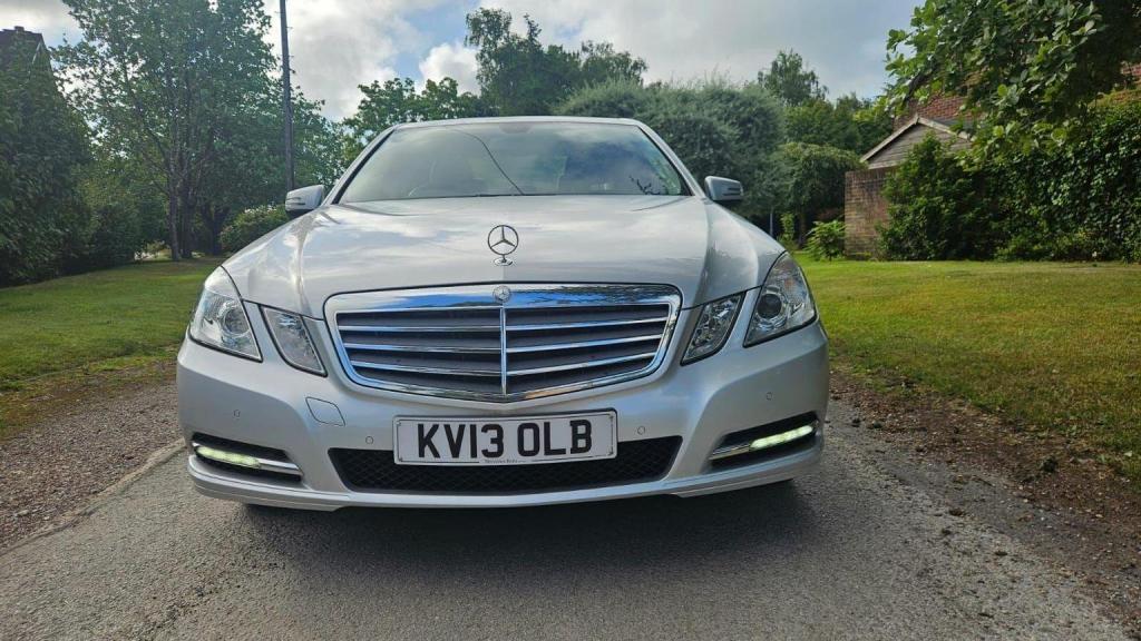 MERCEDES-BENZ E CLASS