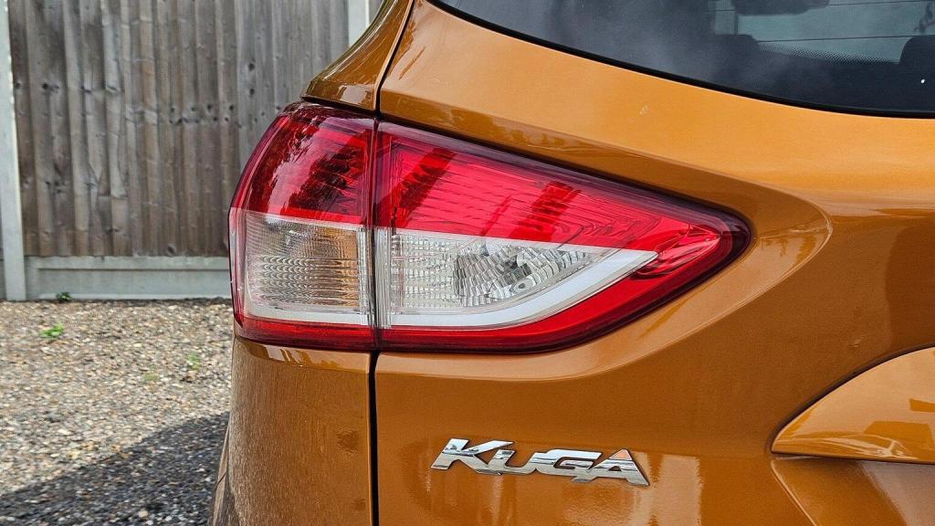 FORD KUGA