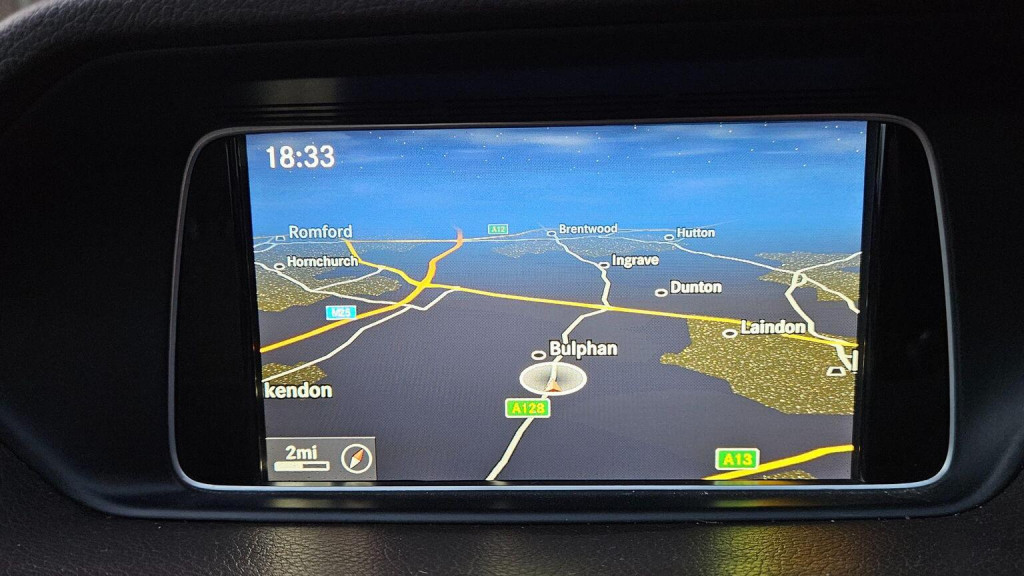 View MERCEDES-BENZ E CLASS 2.1 E220 BlueTEC SE G-Tronic+ Euro 6 (s/s) 5dr