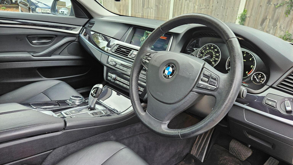 View BMW 5 SERIES 2.0 520d SE Auto Euro 6 (s/s) 4dr