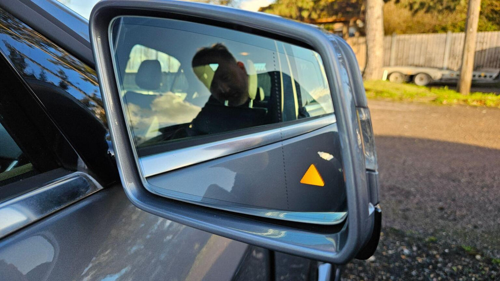 View MERCEDES-BENZ E CLASS 2.1 E220 BlueTEC SE G-Tronic+ Euro 6 (s/s) 4dr