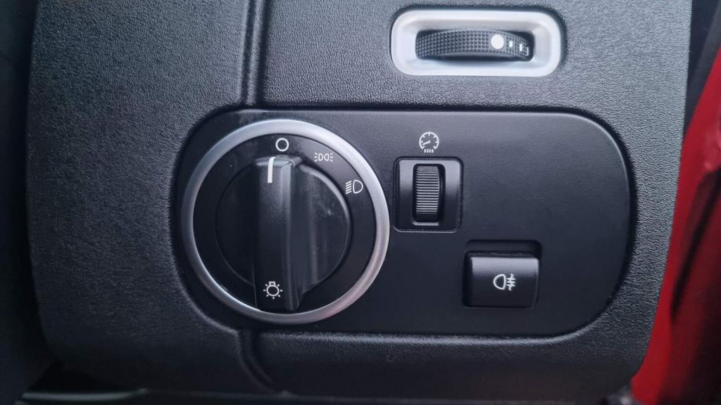 LAND ROVER DISCOVERY 4