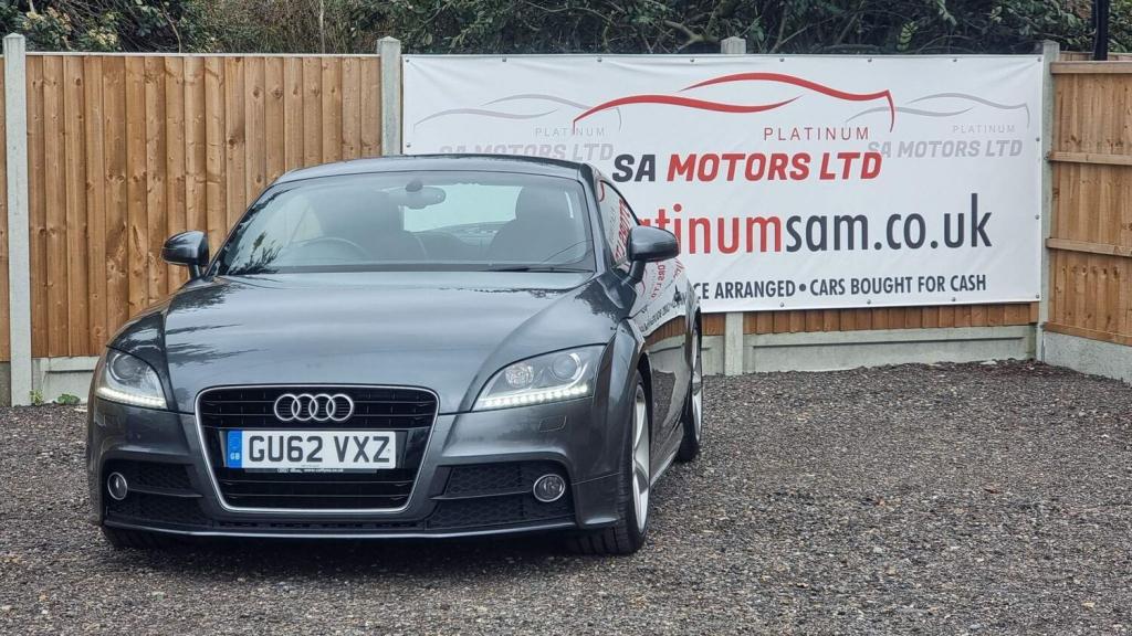 View AUDI TT 1.8 TFSI S line S Tronic Euro 5 3dr