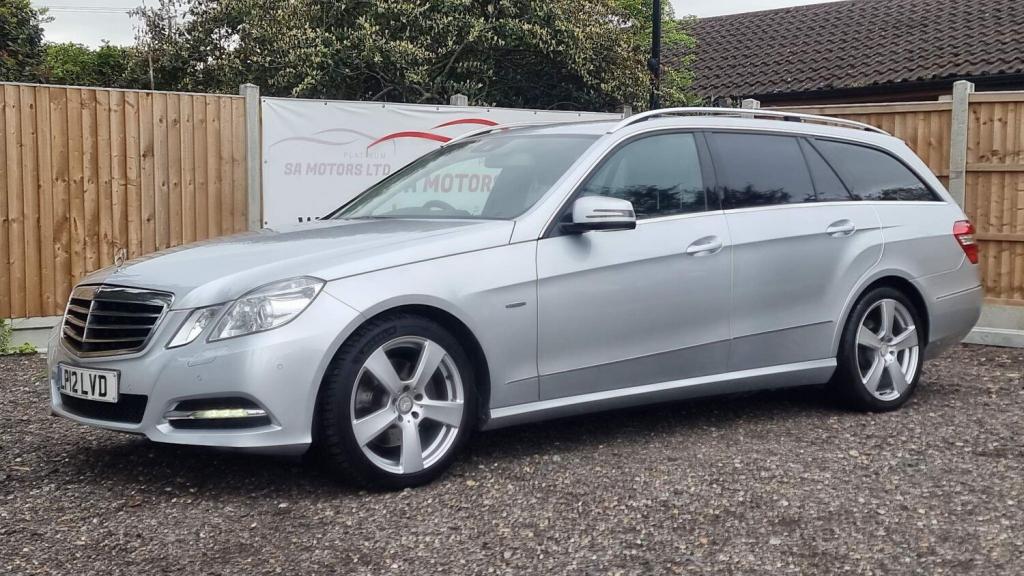 MERCEDES-BENZ E CLASS