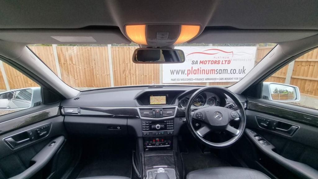 MERCEDES-BENZ E CLASS