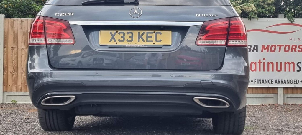 MERCEDES-BENZ E CLASS