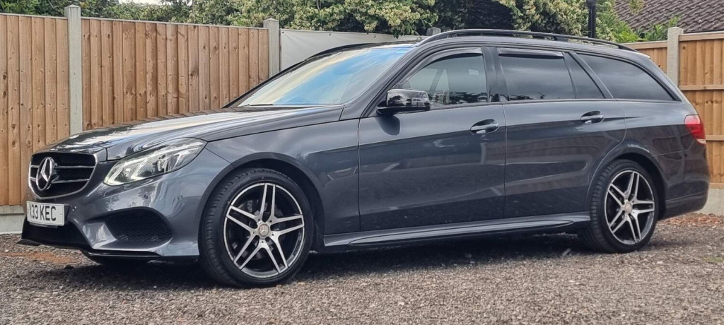 MERCEDES-BENZ E CLASS