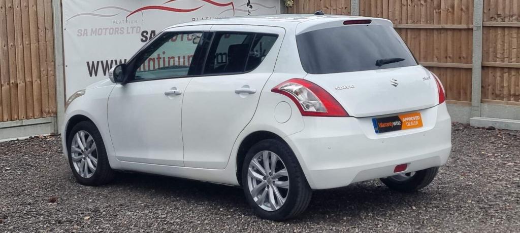 SUZUKI SWIFT