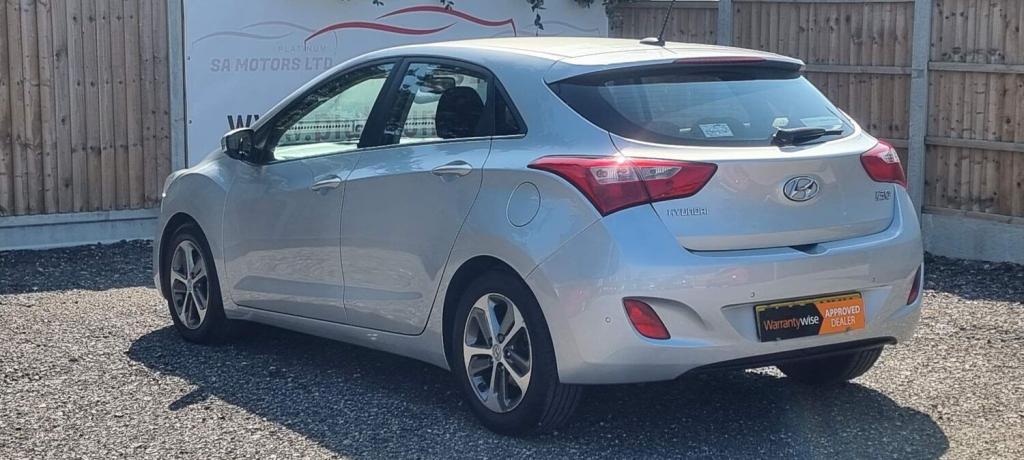 HYUNDAI I30