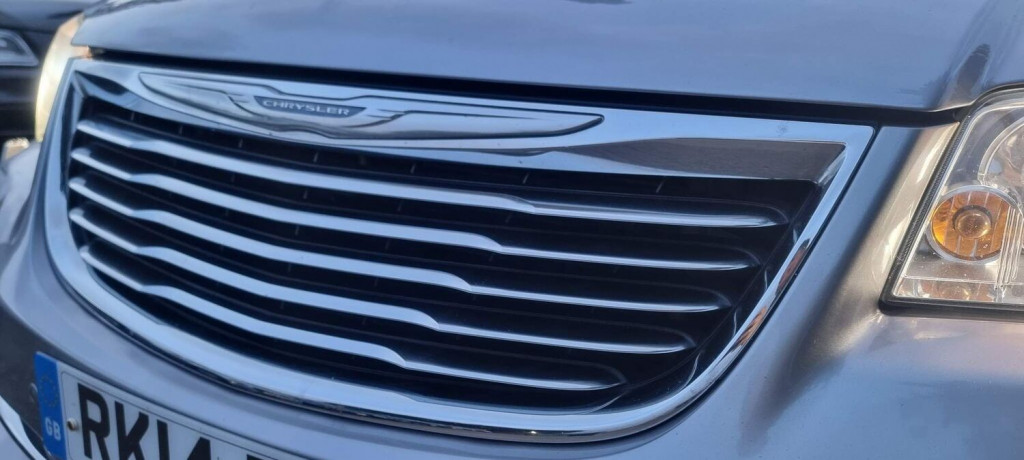 CHRYSLER GRAND VOYAGER