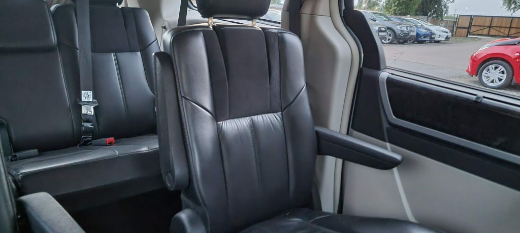 CHRYSLER GRAND VOYAGER