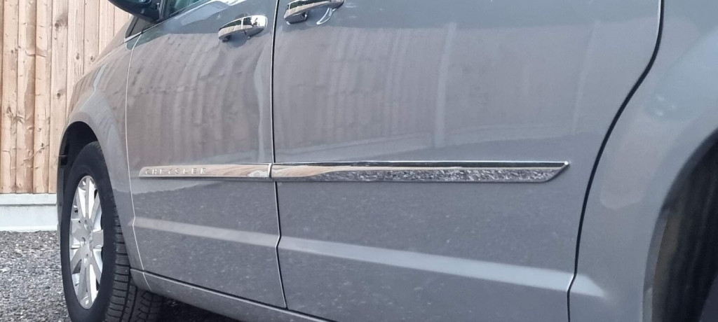 CHRYSLER GRAND VOYAGER