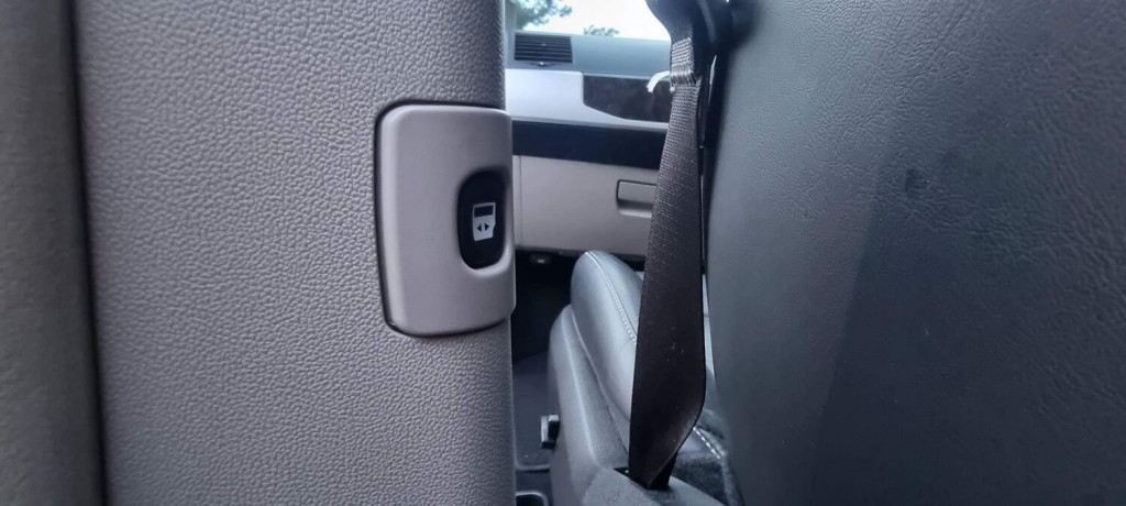 CHRYSLER GRAND VOYAGER