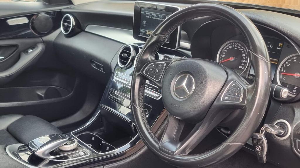 MERCEDES-BENZ C CLASS