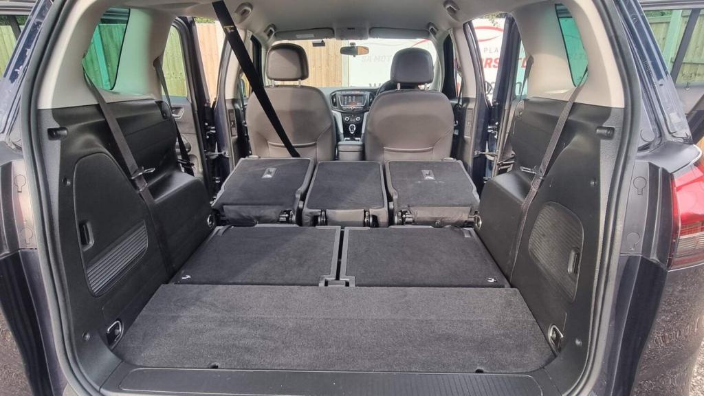 VAUXHALL ZAFIRA TOURER