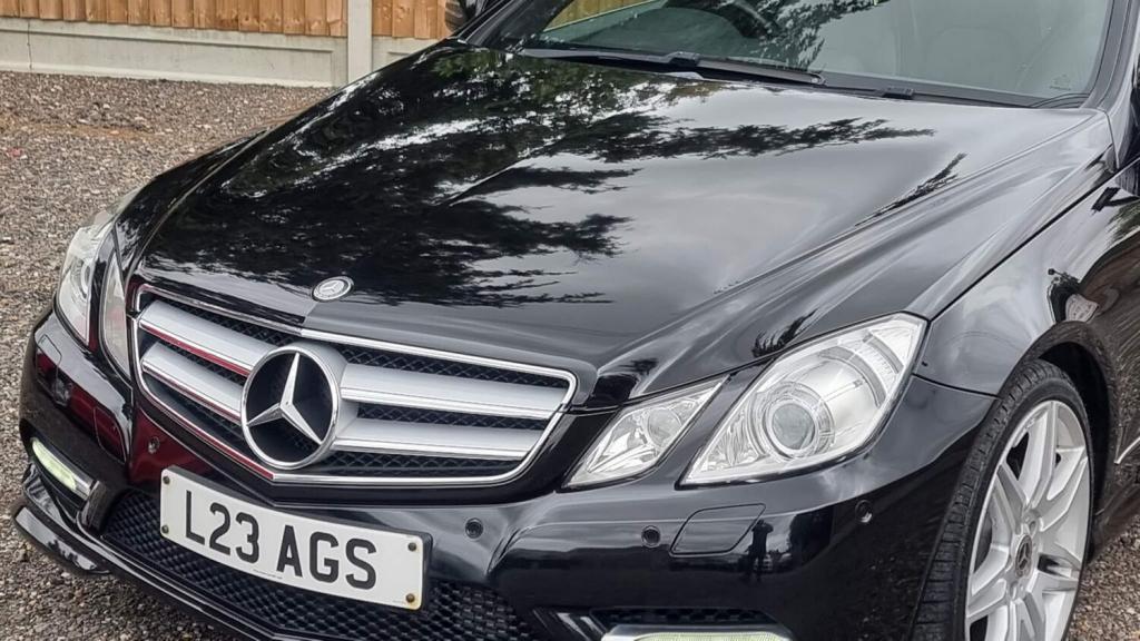 MERCEDES-BENZ E CLASS