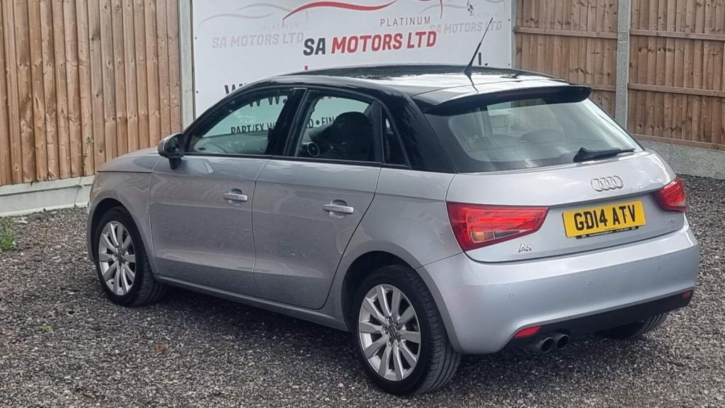 AUDI A1