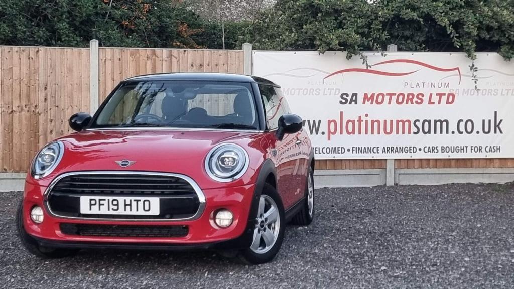 View MINI HATCH 1.5 Cooper Classic Euro 6 (s/s) 3dr