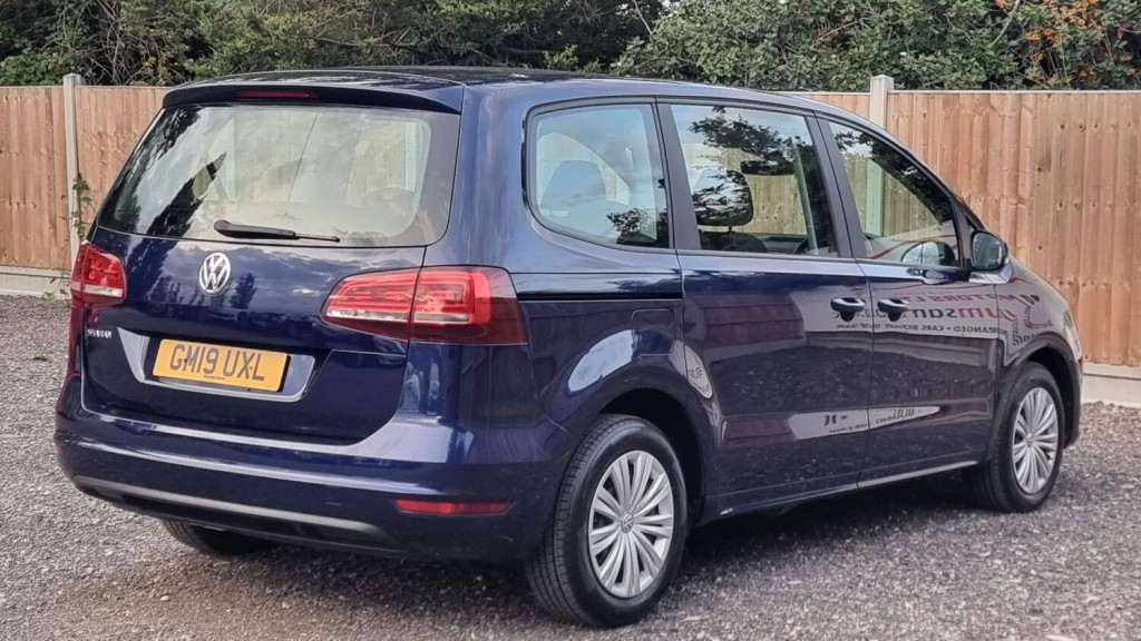 VOLKSWAGEN SHARAN