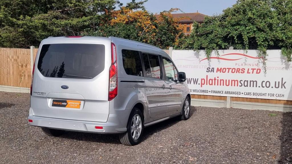 FORD GRAND TOURNEO CONNECT