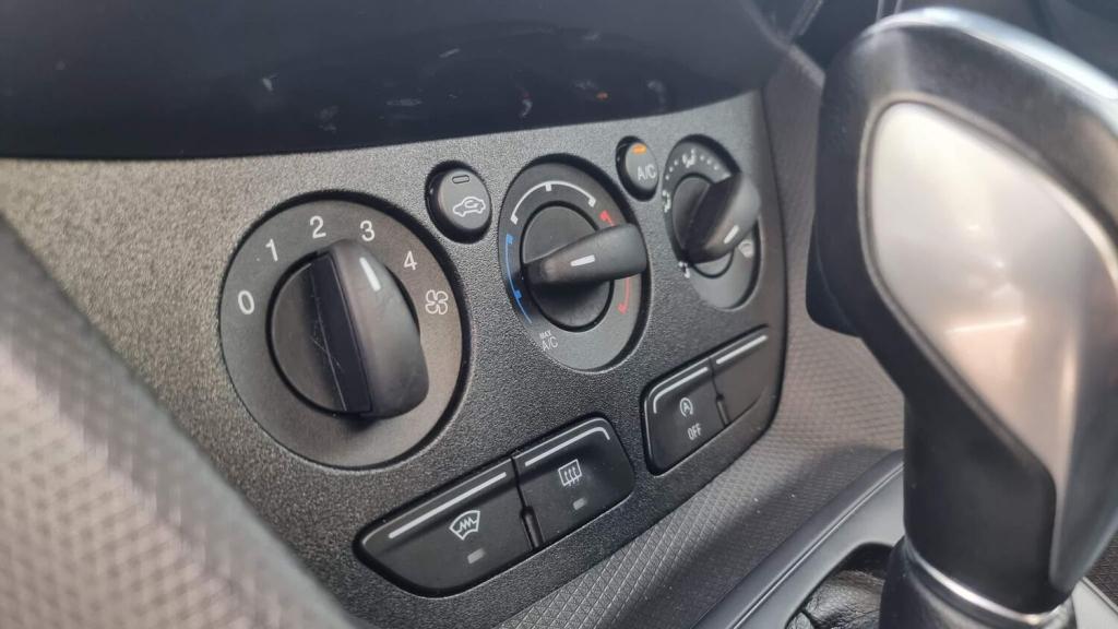 FORD GRAND TOURNEO CONNECT