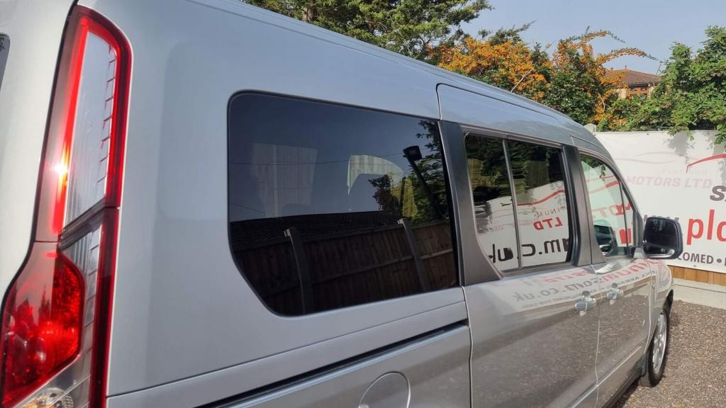 FORD GRAND TOURNEO CONNECT