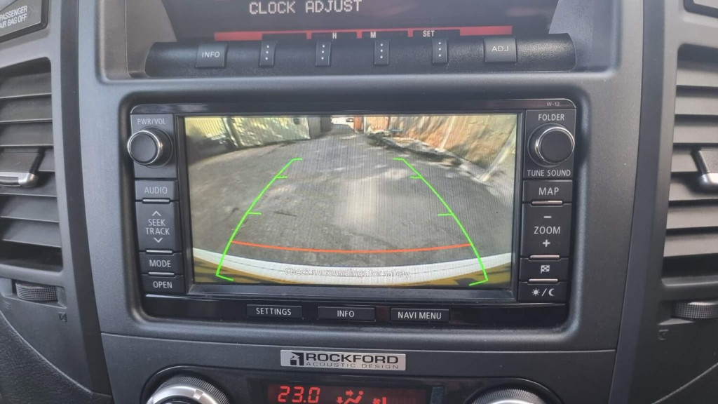 View MITSUBISHI SHOGUN 3.2 DI-DC SG3 Auto 4WD Euro 5 5dr LWB