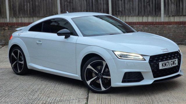 AUDI TT
