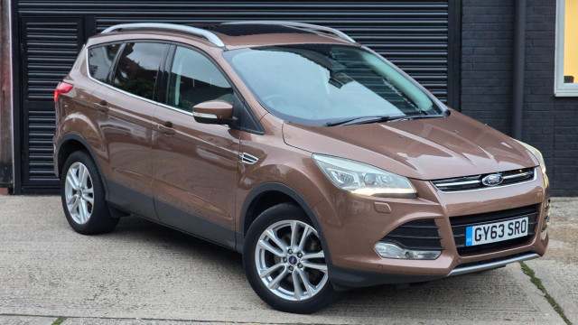 FORD KUGA