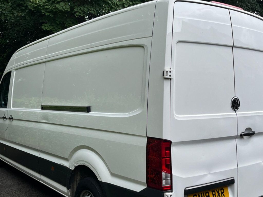 VOLKSWAGEN CRAFTER