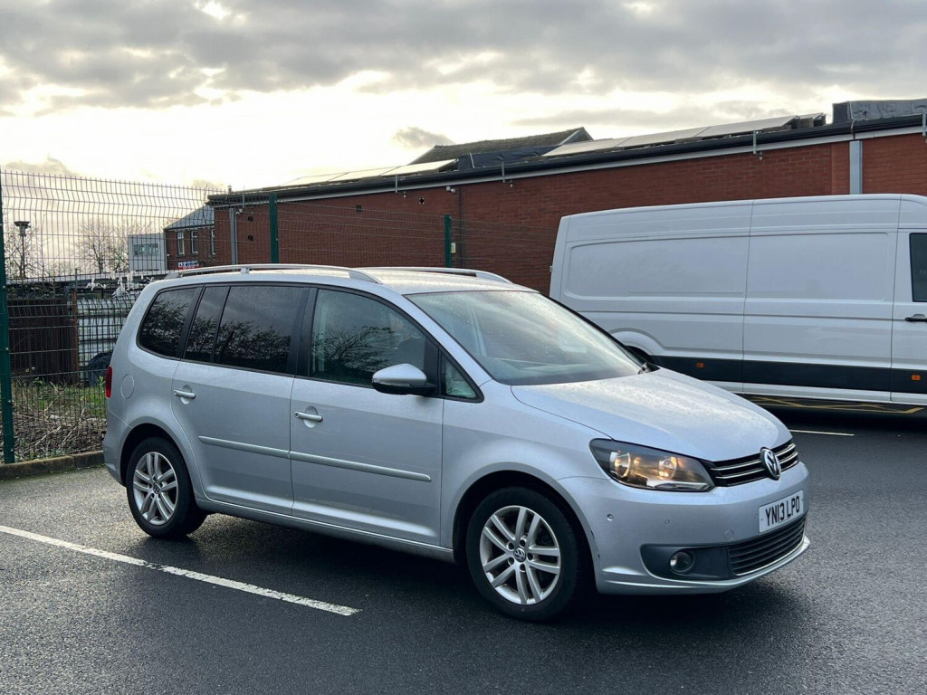 View VOLKSWAGEN TOURAN 1.6 TDI SE DSG Euro 5 5dr