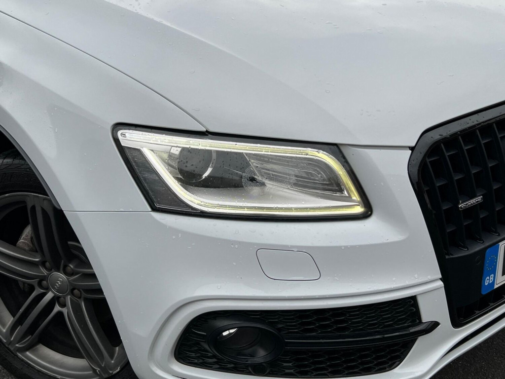 View AUDI Q5 2.0 TDI S line Plus S Tronic quattro Euro 5 (s/s) 5dr