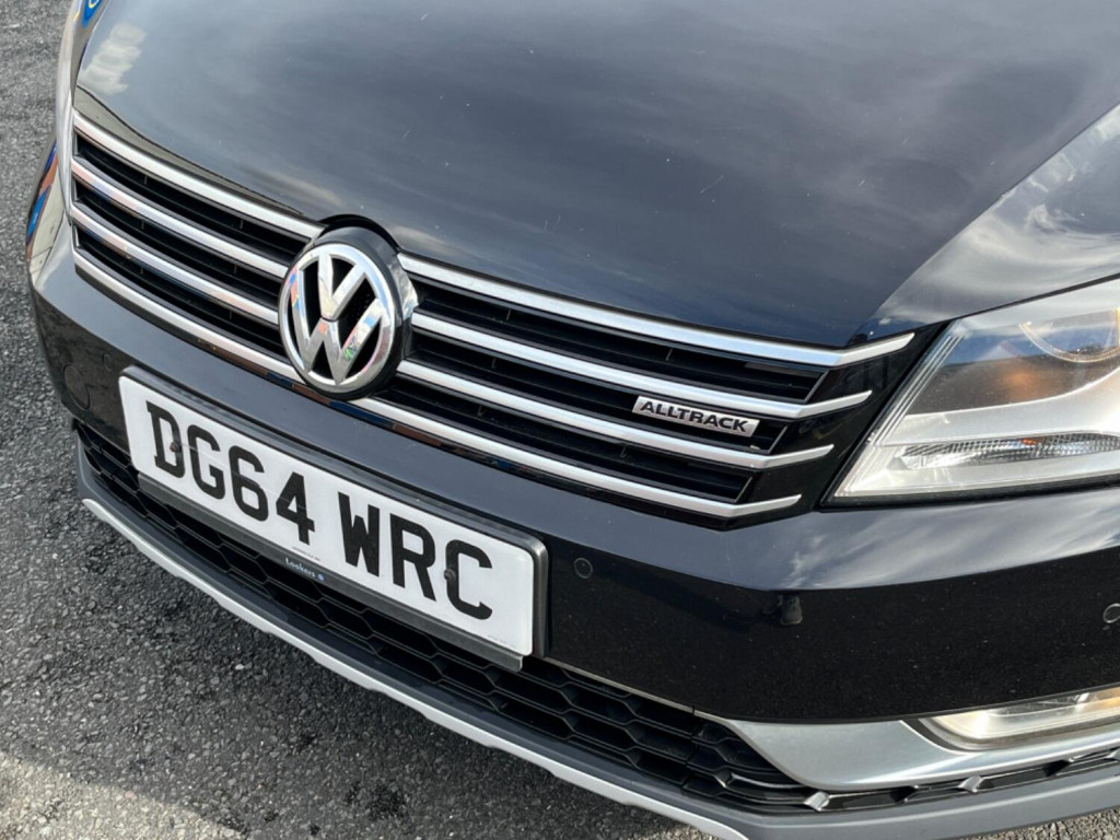 View VOLKSWAGEN PASSAT 2.0 TDI BlueMotion Tech Alltrack 