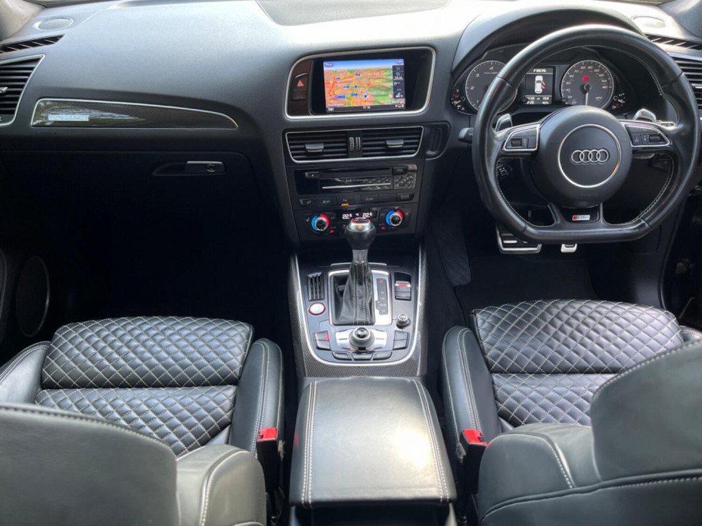 AUDI SQ5