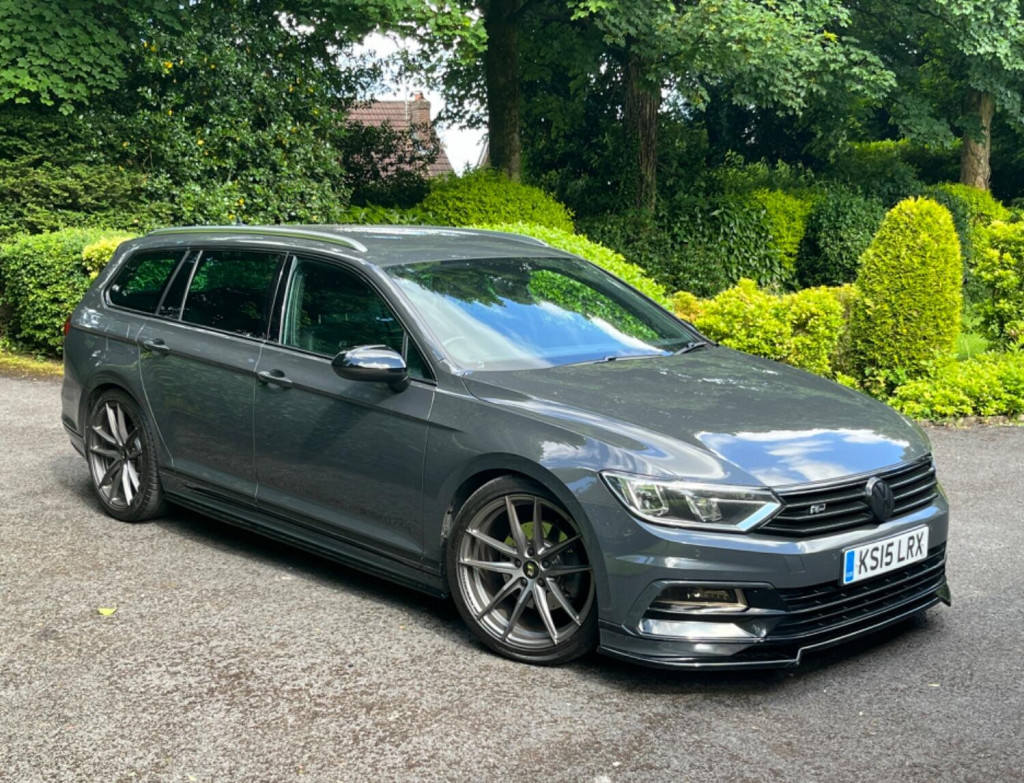 View VOLKSWAGEN PASSAT 2.0 TDI BlueMotion Tech R-Line