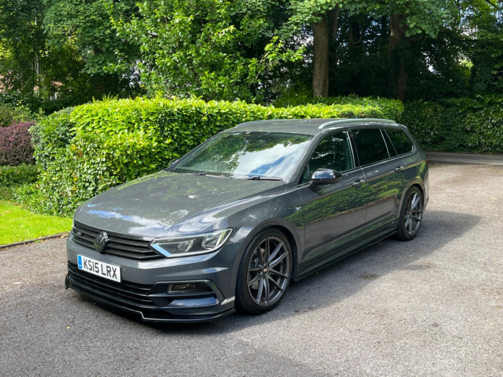 View VOLKSWAGEN PASSAT 2.0 TDI BlueMotion Tech R-Line